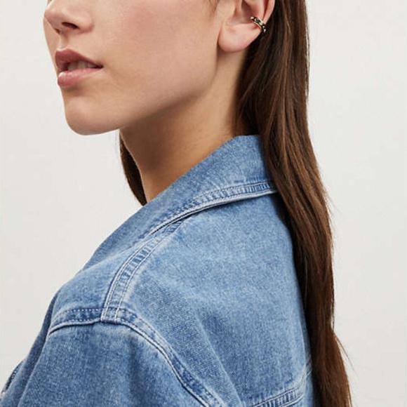 New Coach Signature Enamel Stone Ear Cuff Gold/Black CQ736 $58 - Picture 5 of 6